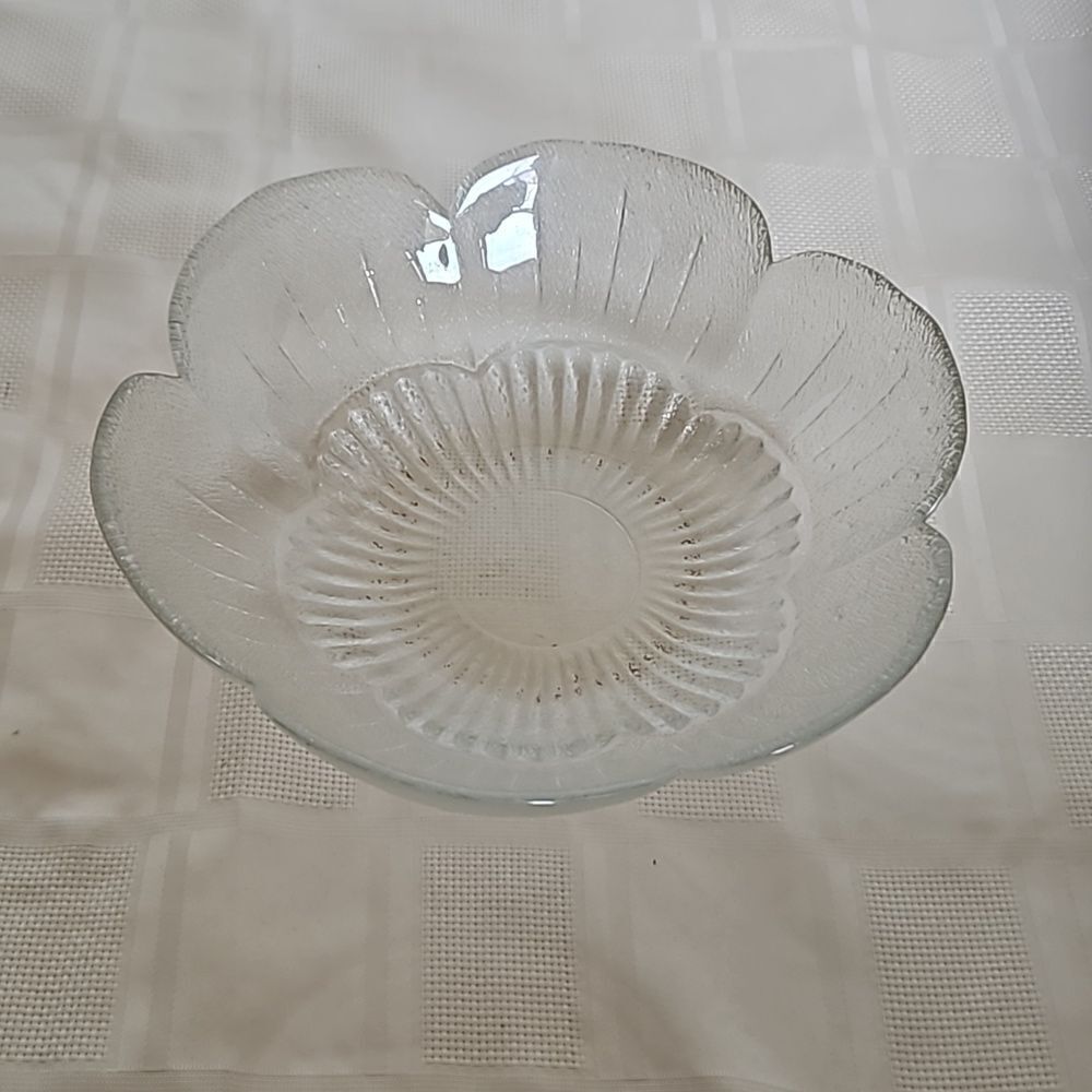 Clear Glass Fruit Bowl 10"-10"